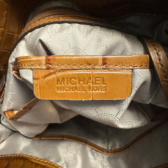 Michael Kors Crocodile Hamilton - Picture 12 of 12